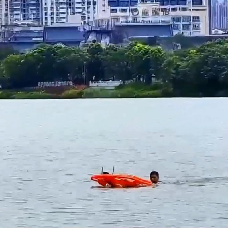 智能型遠程遙控飛行救援艇